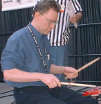 /Photos/2003WinterNAMM/finals/hands/Richard Vaughn.jpg